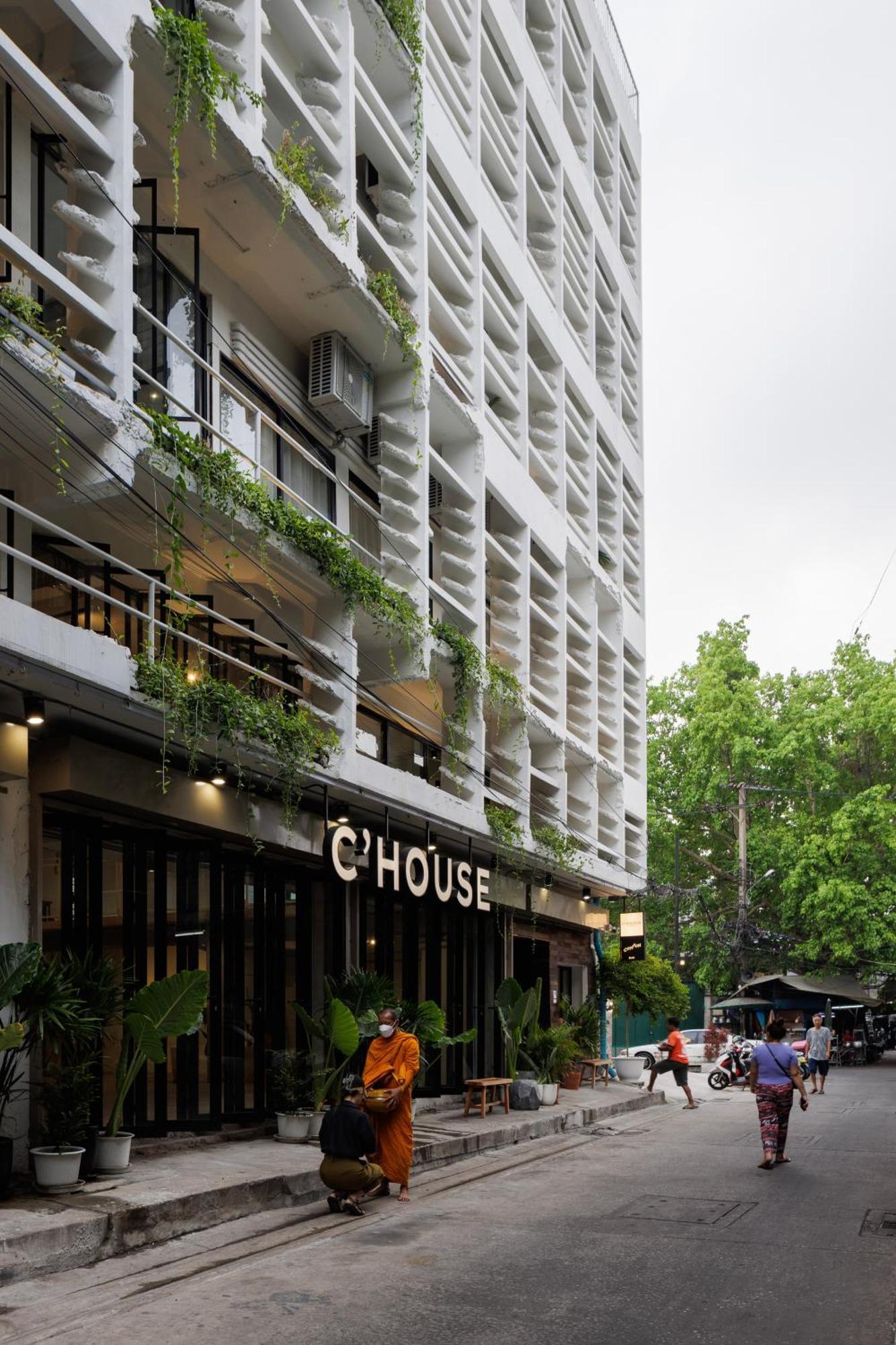C'House Bangkok Hostel Exterior photo
