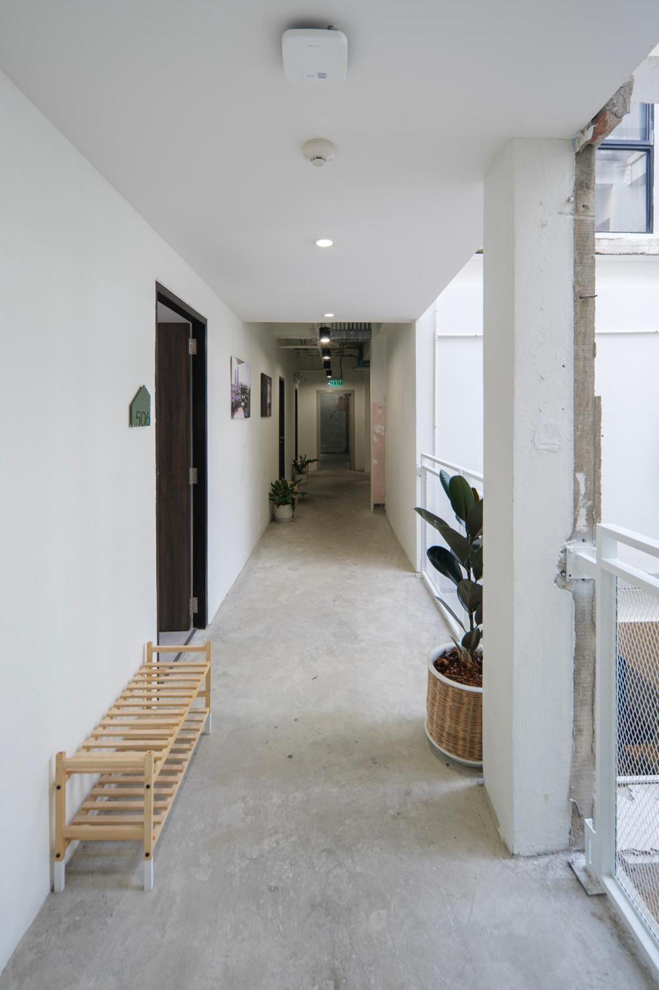 C'House Bangkok Hostel Exterior photo